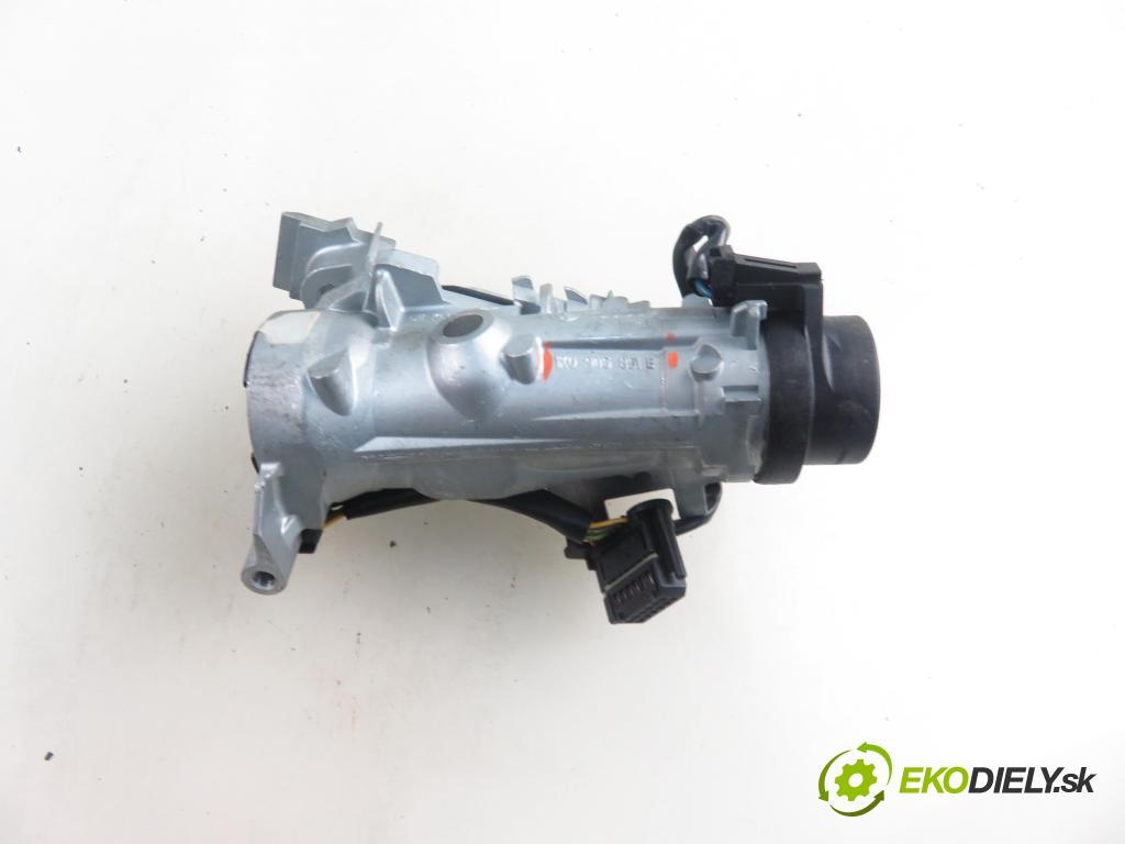 VW TOURAN (1T1, 1T2) MINIVAN 2005 103,00 2.0 TDI 16V 140 - BKD 1968,00 spinačka 1K0905851B ; 1K0935865 (Spínacia skrinka a kľúč)