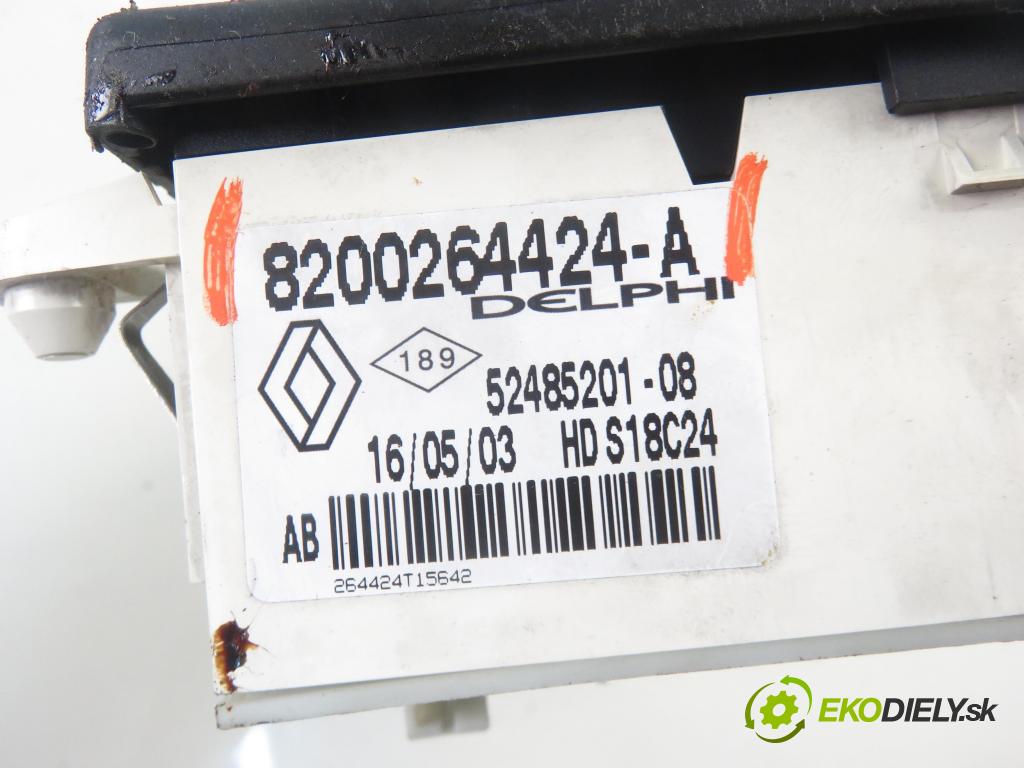 RENAULT LAGUNA II (BG0/1_) LIFTBACK 2003 88,00 1.9 dCi 120 - F9Q 750 1870,00 Panel kúrenia KLIMATRONIK 8200264424A