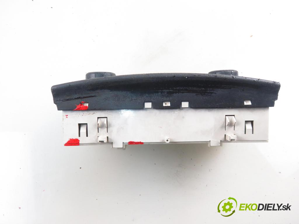 RENAULT LAGUNA II (BG0/1_) LIFTBACK 2003 88,00 1.9 dCi 120 - F9Q 750 1870,00 Panel kúrenia KLIMATRONIK 8200264424A