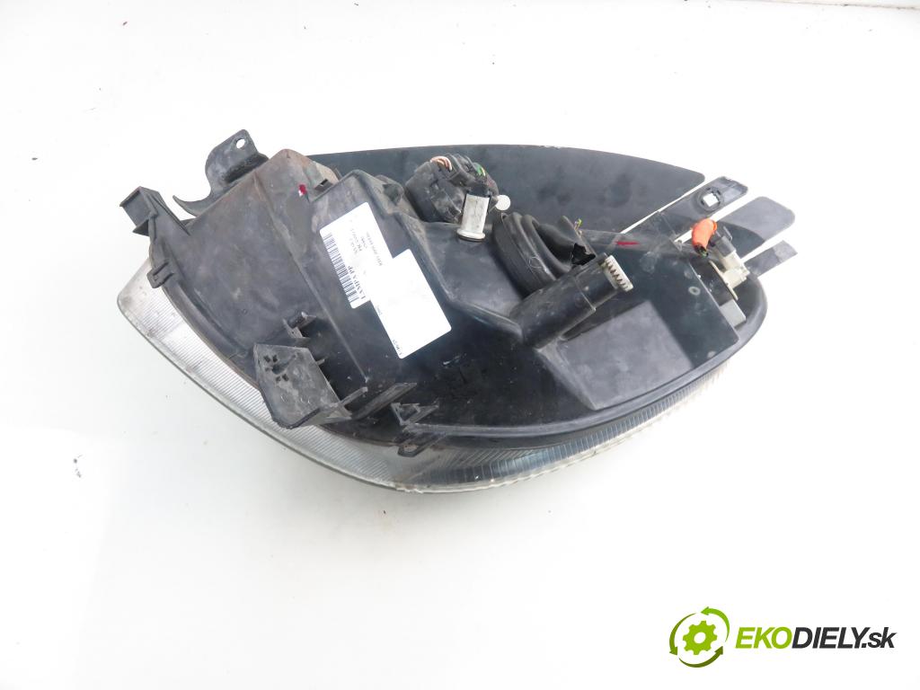 CITROEN XSARA PICASSO (N68) MINIVAN 2002 66,00 2.0 HDi 8V 90 - RHY 1997,00 světlo PP 9631494980