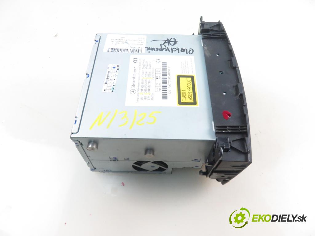 MERCEDES-BENZ KLASA C T-Model (S204) KOMBI 2009 100,00 C 200 CDI (204.207) - OM 646.811 2148,00 RADIO CD 2049060102 ; 2048706189 ; 2049022301