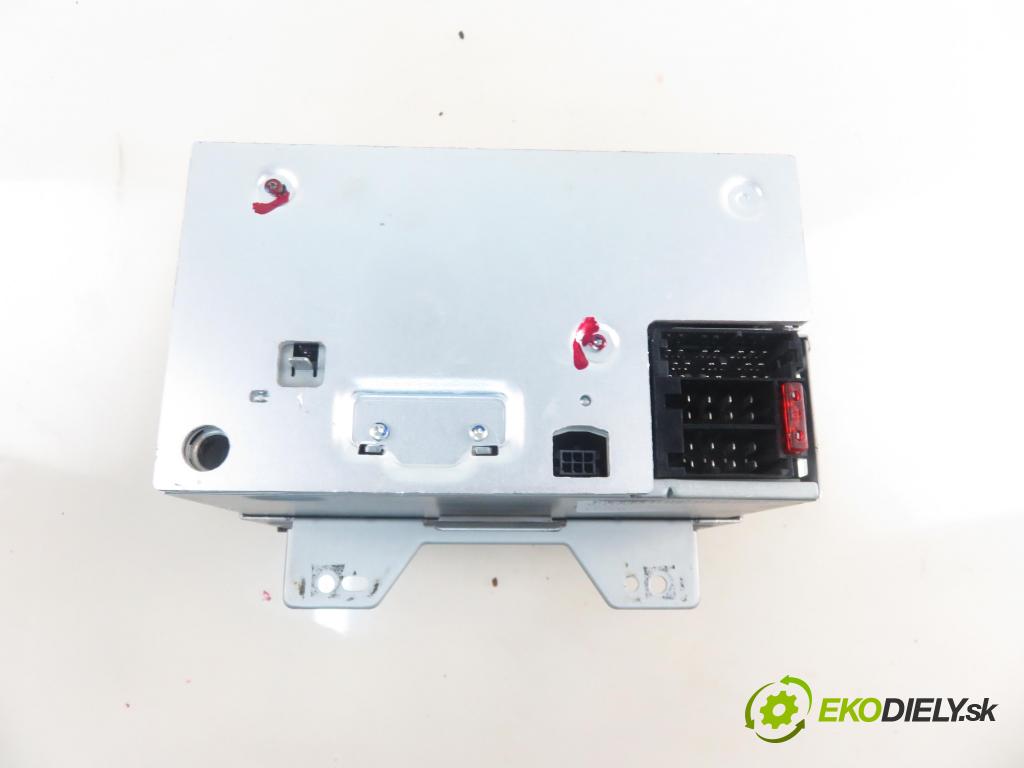 KIA CEE'D SW (ED) KOMBI 2009 80,00 1.4 109 - G4FA 1396,00 RADIO CD X961401H500