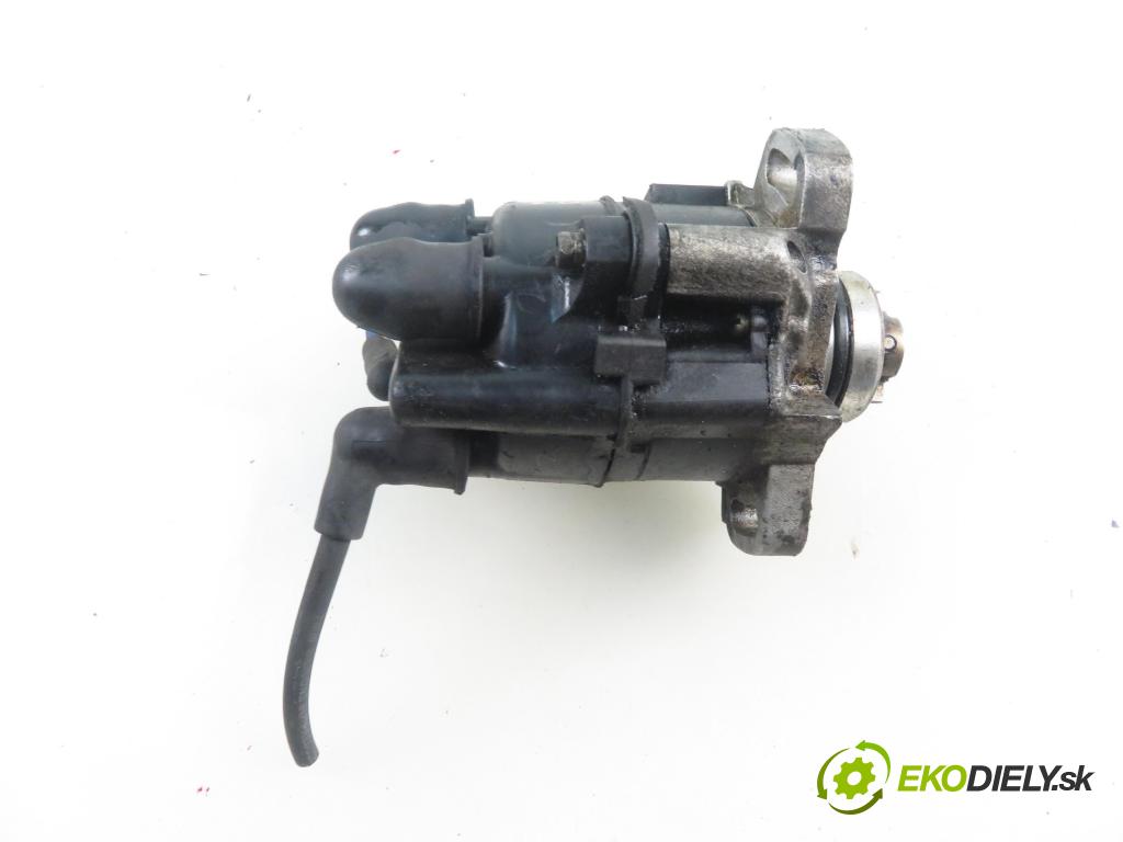 MAZDA 323 F V (BA) HB 1996 65,00 1.5 16V 88 - Z5-DE 1489,00 Rozdeľovač zapaľovací T2T60371