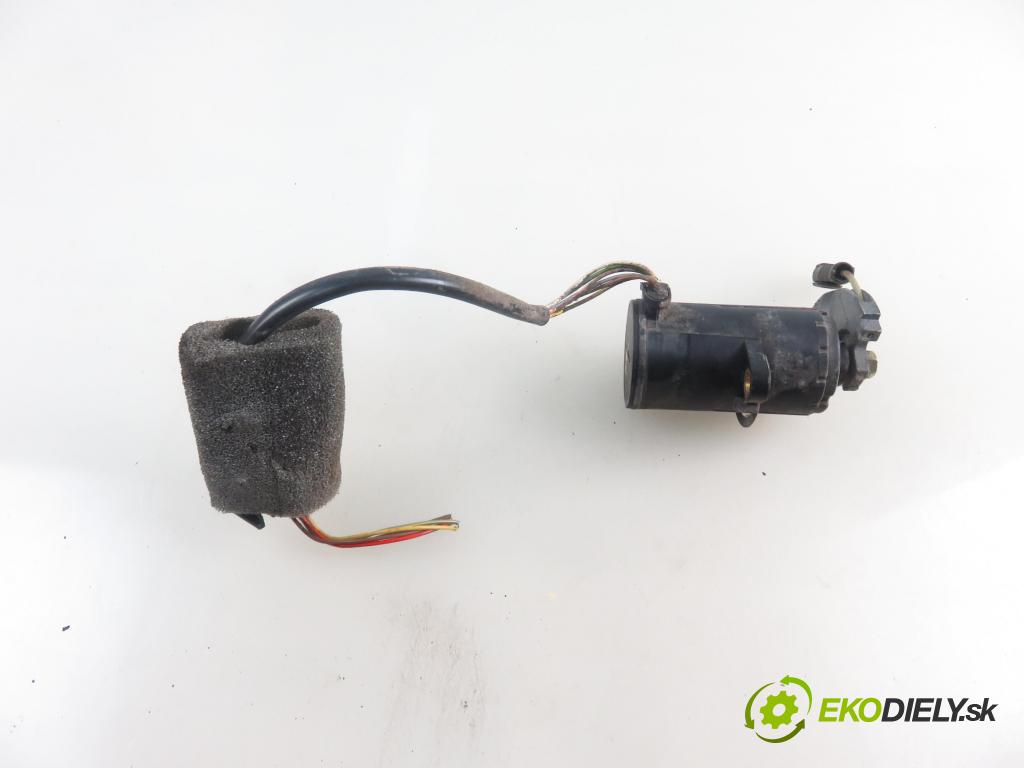 AUDI A6 Avant (4A, C4) KOMBI 1995 103,00 2.5 TDI - AEL 2461,00 Potenciometer plynu 0205001032 (Pedál)