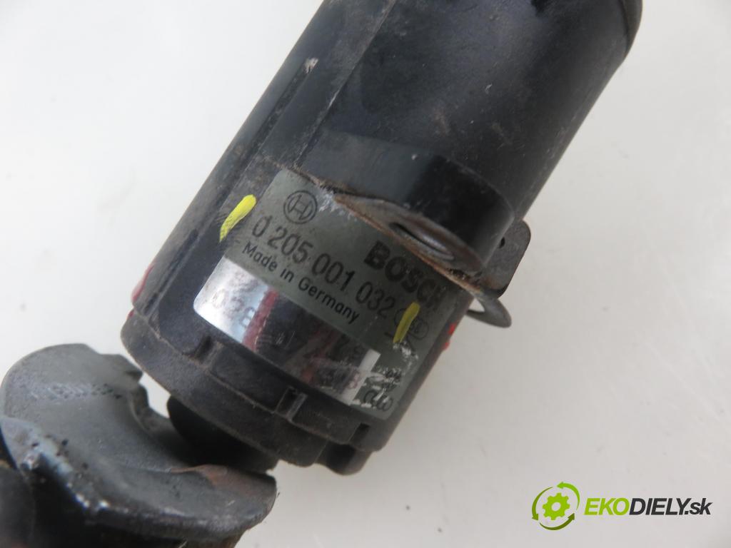 AUDI A6 Avant (4A, C4) KOMBI 1995 103,00 2.5 TDI - AEL 2461,00 Potenciometer plynu 0205001032 (Pedál)