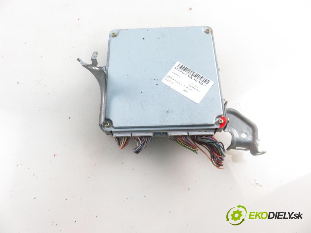 TOYOTA AVENSIS VERSO (_M2_) MINIVAN 2002 85,00 2.0 D (CLM20_) - 1CD-FTV 1995,00 Riadiaca jednotka Motor 8966144300 ; 1758005122