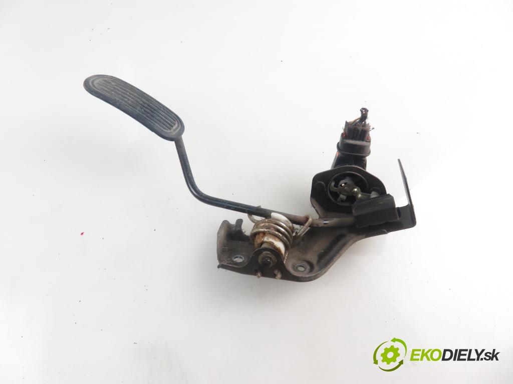 TOYOTA AVENSIS VERSO (_M2_) MINIVAN 2002 85,00 2.0 D (CLM20_) - 1CD-FTV 1995,00 Potenciometer plynu 8928147010 ; 1983003010 (Pedál)