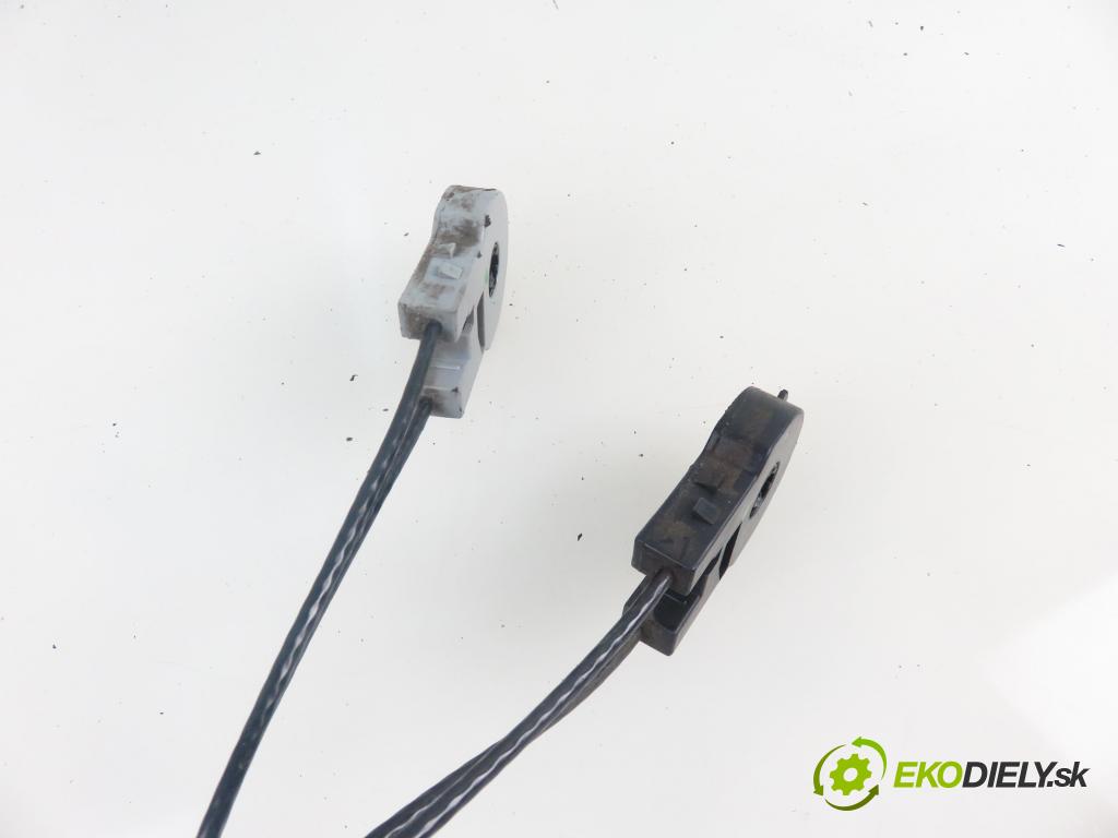 FORD FOCUS (DAW, DBW) HB 2003 74,00 1.6 16V 100 - FYDC 1596,00 Panel kúrenia KLIMATIZACE: 1S4H18C419BA