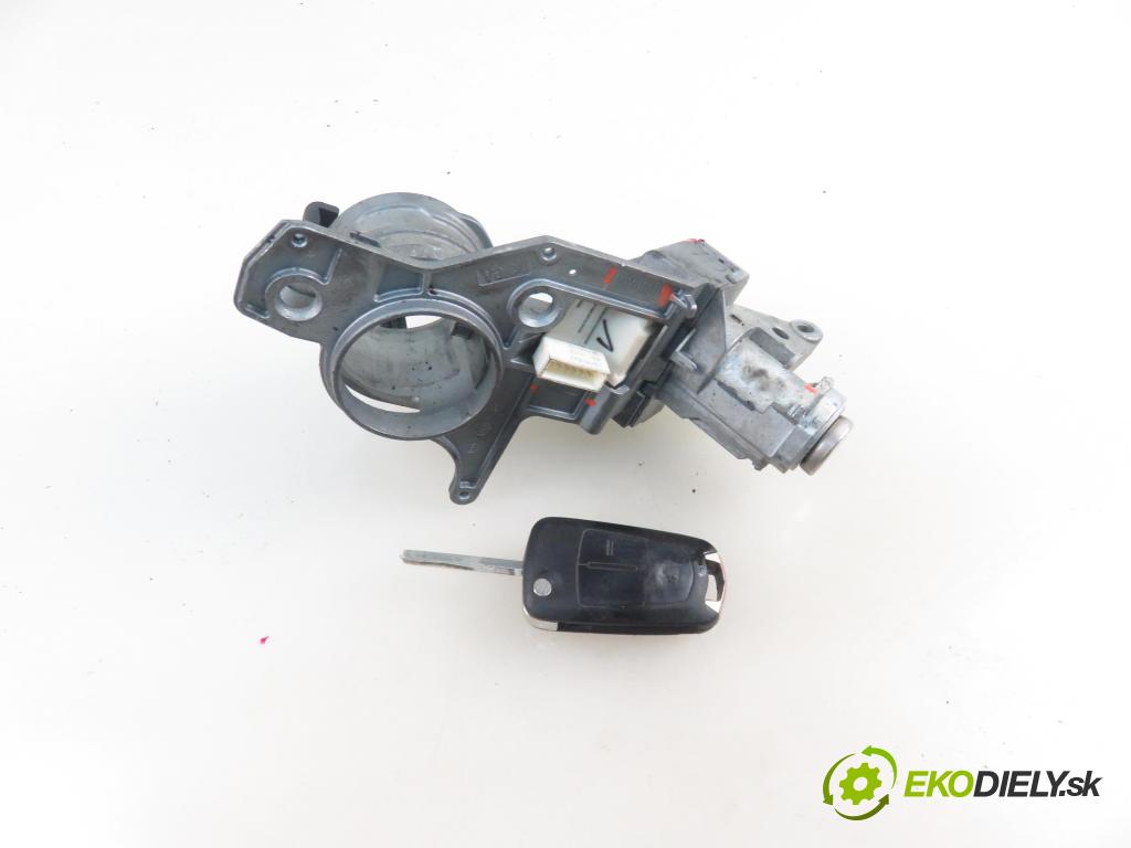 OPEL ASTRA H Kombi (A04) KOMBI 2007 74,00 1.9 CDTI - Z 19 DTL 1910,00 spinačka N050188 ; 2421430 (Spínacia skrinka a kľúč)