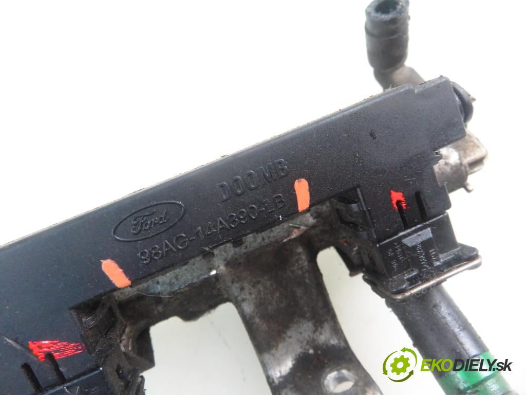 FORD FOCUS (DAW, DBW) HB 2003 74,00 1.6 16V 100 - FYDC 1596,00 Lišta vstrekovacia 98AG14A390LB (Vstrekovacia lišta)