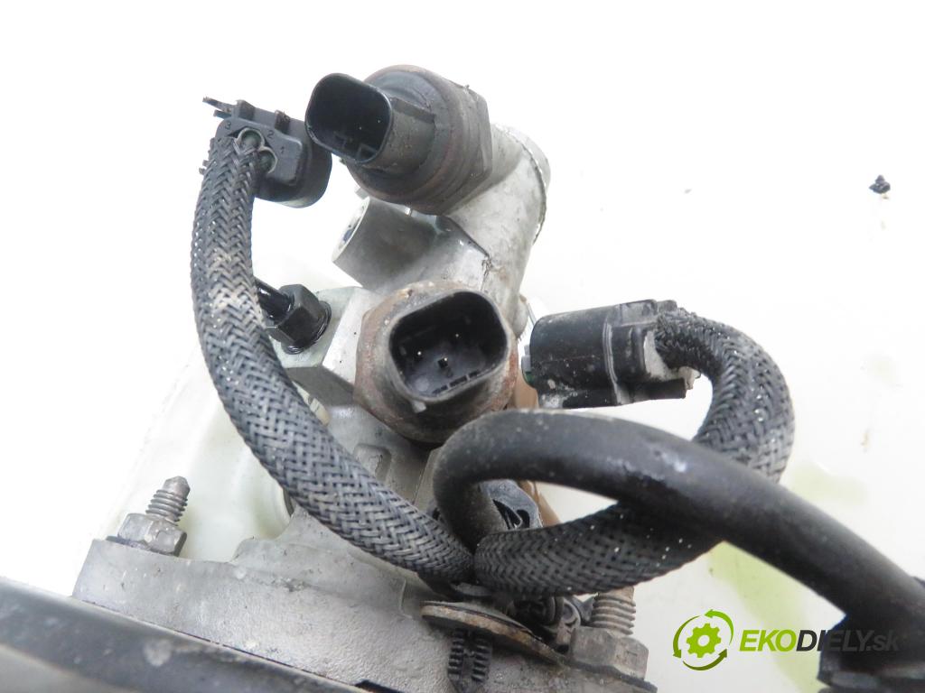 AUDI A3 (8L1) HB 2001 81,00 1.9 TDI 110 - AHF 1896,00 Posilovač 1J1614205 ; 03786404014 (Servočerpadlo, pumpa riadenia)