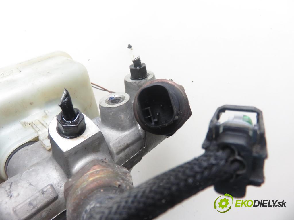 AUDI A3 (8L1) HB 2001 81,00 1.9 TDI 110 - AHF 1896,00 Posilovač 1J1614205 ; 03786404014 (Servočerpadlo, pumpa riadenia)