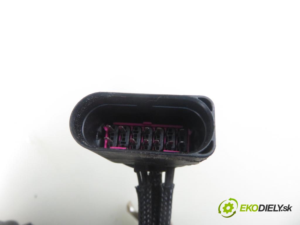 AUDI A3 (8L1) HB 2001 81,00 1.9 TDI 110 - AHF 1896,00 Posilovač 1J1614205 ; 03786404014 (Servočerpadlo, pumpa riadenia)