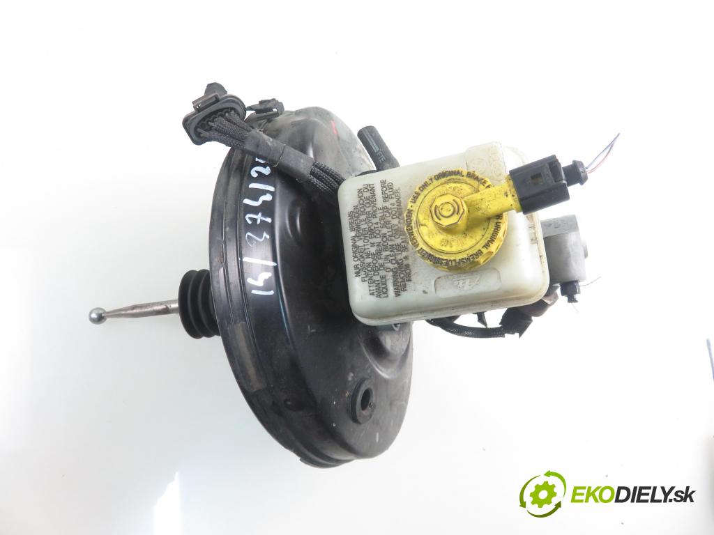 AUDI A3 (8L1) HB 2001 81,00 1.9 TDI 110 - AHF 1896,00 Posilovač 1J1614205 ; 03786404014 (Servočerpadlo, pumpa riadenia)