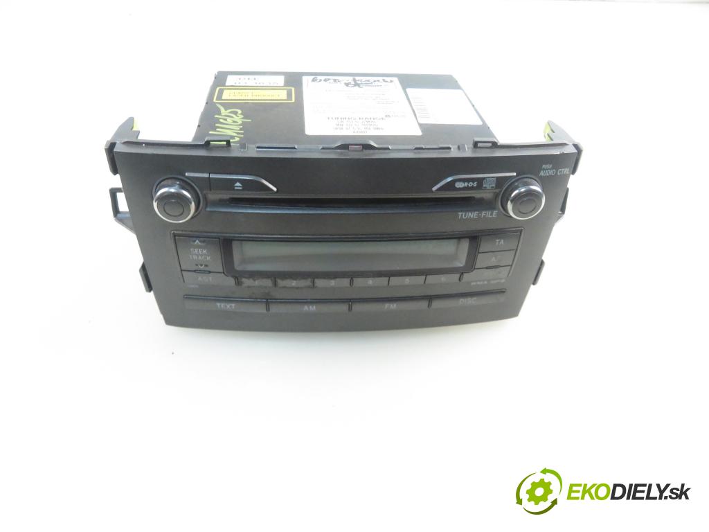 TOYOTA AURIS (_E15_) HB 2007 66,00 1.4 D-4D 90 - 1ND-TV 1364,00 RADIO CD 861201A240