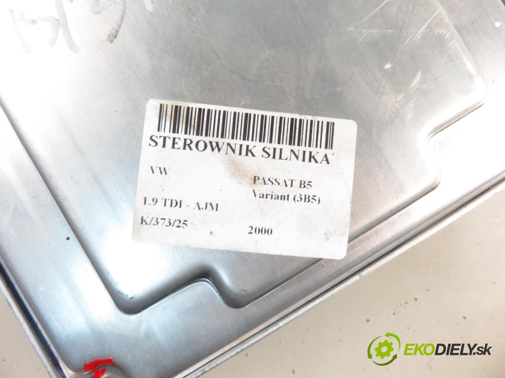 VW PASSAT B5 Variant (3B5) KOMBI 2000 85,00 1.9 TDI - AJM 1896,00 Riadiaca jednotka Motor 038906019CD ; 0281010218