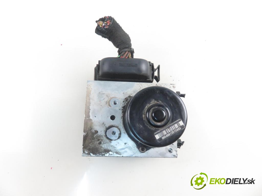 AUDI A3 (8L1) HB 2001 81,00 1.9 TDI 110 - AHF 1896,00 pumpa ABS 1C0907379 ; 10094703073 ; 6X0614517 (Pumpy brzdové)