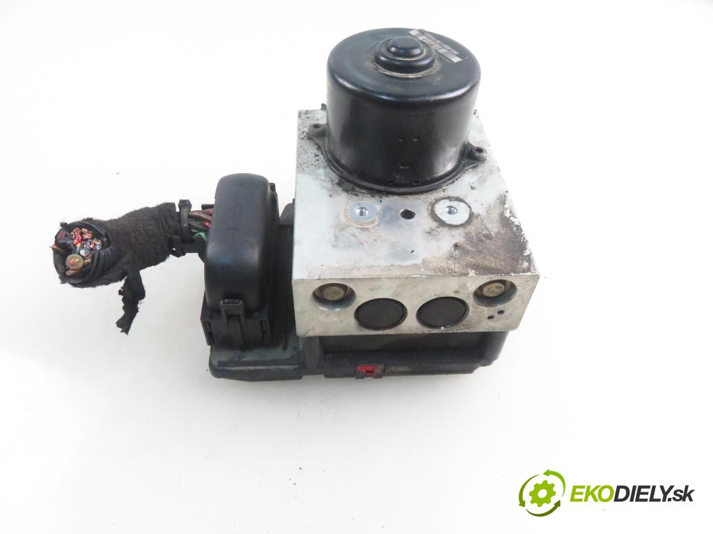 AUDI A3 (8L1) HB 2001 81,00 1.9 TDI 110 - AHF 1896,00 pumpa ABS 1C0907379 ; 10094703073 ; 6X0614517 (Pumpy brzdové)