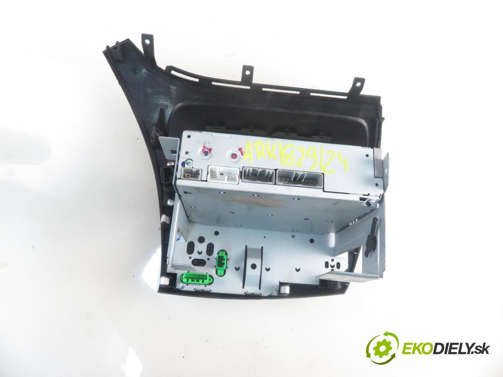 HONDA CIVIC VIII (FN, FK) HB 2008 103,00 1.8 (FN1, FK2) - R18A2 1799,00 RADIO CD 39100SMRE112M1