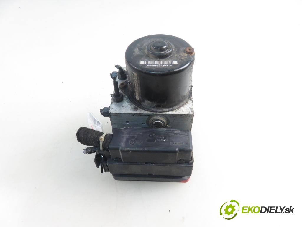 VW GOLF IV (1J1) HB 2001 77,00 1.6 16V - AUS 1598,00 pumpa ABS 1C0907379E ; 10096003133 ; 1J0614517E (Pumpy brzdové)