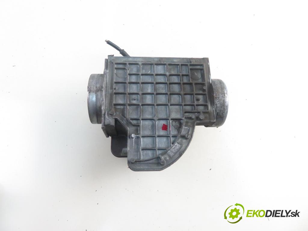AUDI A6 Avant (4A, C4) KOMBI 1995 103,00 2.5 TDI - AEL 2461,00 váha vzduchu vzduchu 0281002074 ; 4A0133471
