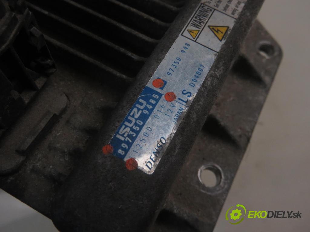 OPEL MERIVA A nadwozie wielkoprzestrzenne (MPV) (X03) HB 2004 74,00 1.7 CDTI 100 - Z 17 DTH 1686,00 Riadiaca jednotka Motor 8973509485 ; 1125000163