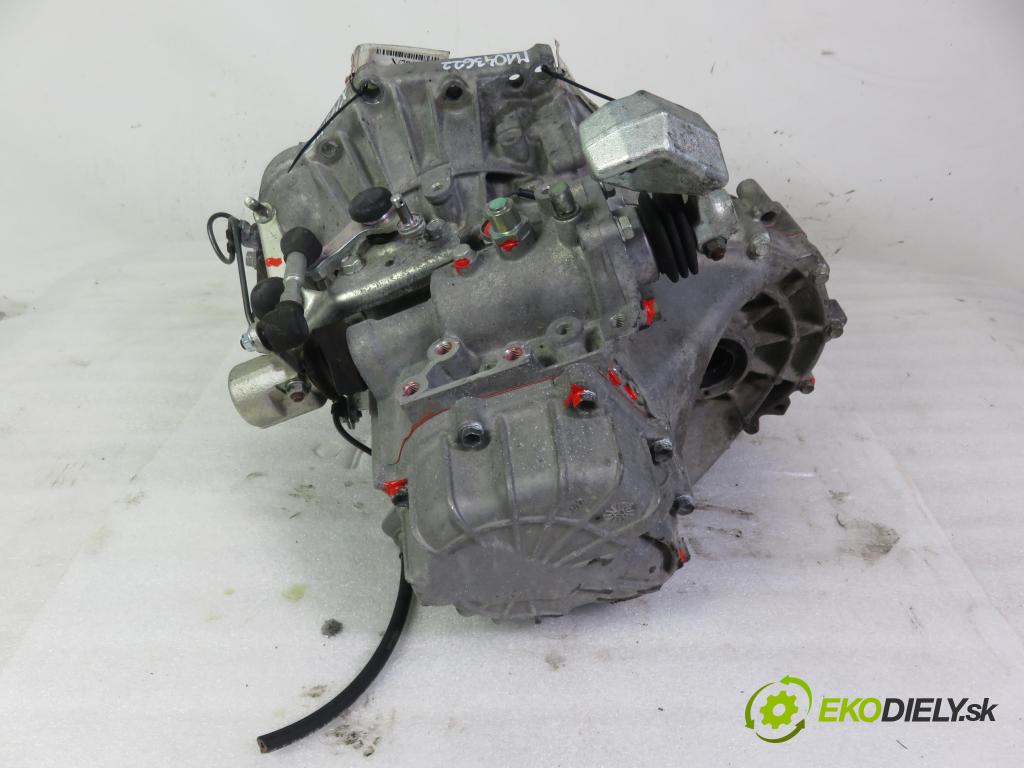 TOYOTA AURIS (_E15_) HB 2008 71,00 1.4 (ZZE150_) 97 - 4ZZ-FE 1398,00 Prevodovka MANUALNA C50
