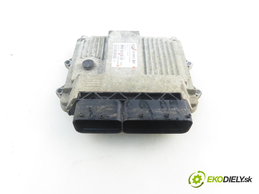 OPEL MERIVA A nadwozie wielkoprzestrzenne (MPV) (X03) MINIVAN 2006 55,00 1.3 CDTI - Z 13 DTJ 1248,00 Riadiaca jednotka Motor 55198927BY ; 7160012402