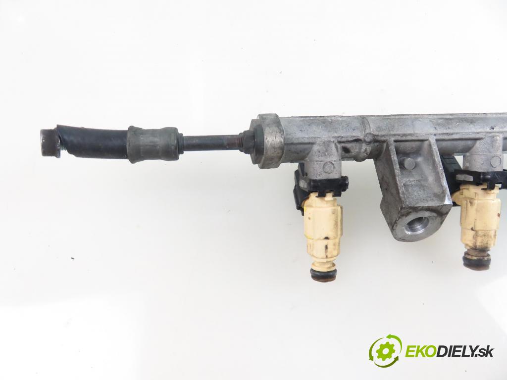 KIA CARENS II (FJ) MINIVAN 2004 102,00 2.0 CVVT 139 - G4GC 1975,00 Lišta vstrekovacia 3531023600 ; 9260930013 (Vstrekovacia lišta)