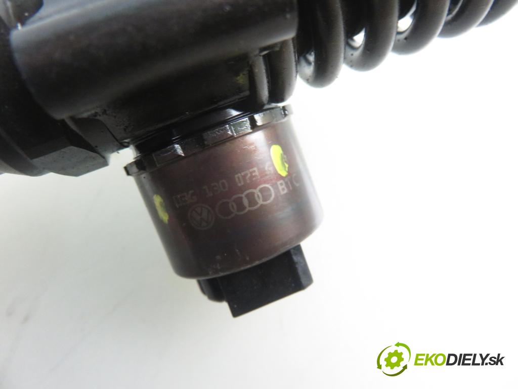 VW TOURAN (1T1, 1T2) MINIVAN 2005 103,00 2.0 TDI 16V 140 - BKD 1968,00 Vstrekovač 03G130073G ; 0414720404 (Vstrekovač paliva)
