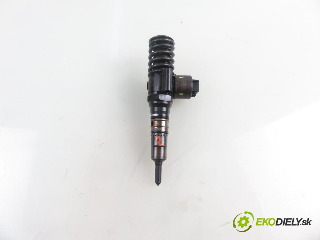 VW TOURAN (1T1, 1T2) MINIVAN 2005 103,00 2.0 TDI 16V 140 - BKD 1968,00 Vstrekovač 03G130073G ; 0414720404 (Vstrekovač paliva)