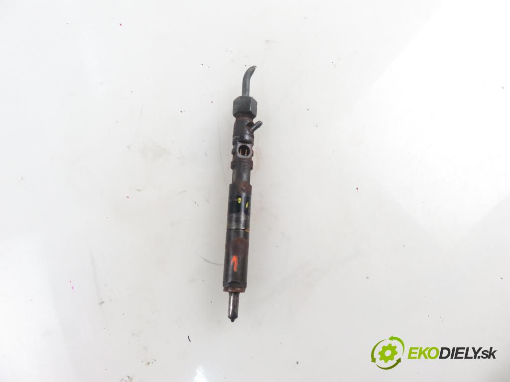 FORD FOCUS Turnier (DNW) KOMBI 2002 85,00 1.8 TDCi - F9DB 1753,00 vstrekovač 2T1Q9F593AA ; EJBR02201Z (Vstrekovač paliva)