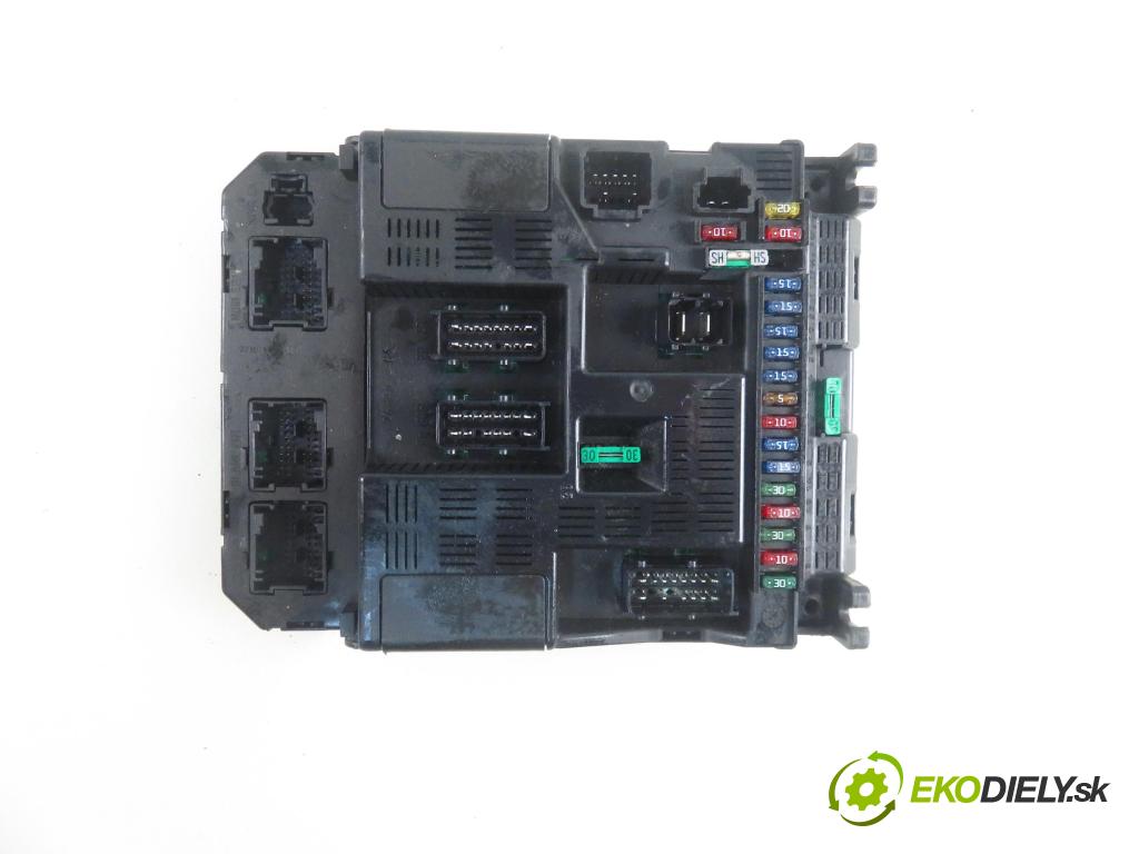 PEUGEOT 307 Break (3E) KOMBI 2003 80,00 1.6 16V - NFU (TU5JP4) 1587,00 MODUL BSI 9636760580F ; 9644098180
