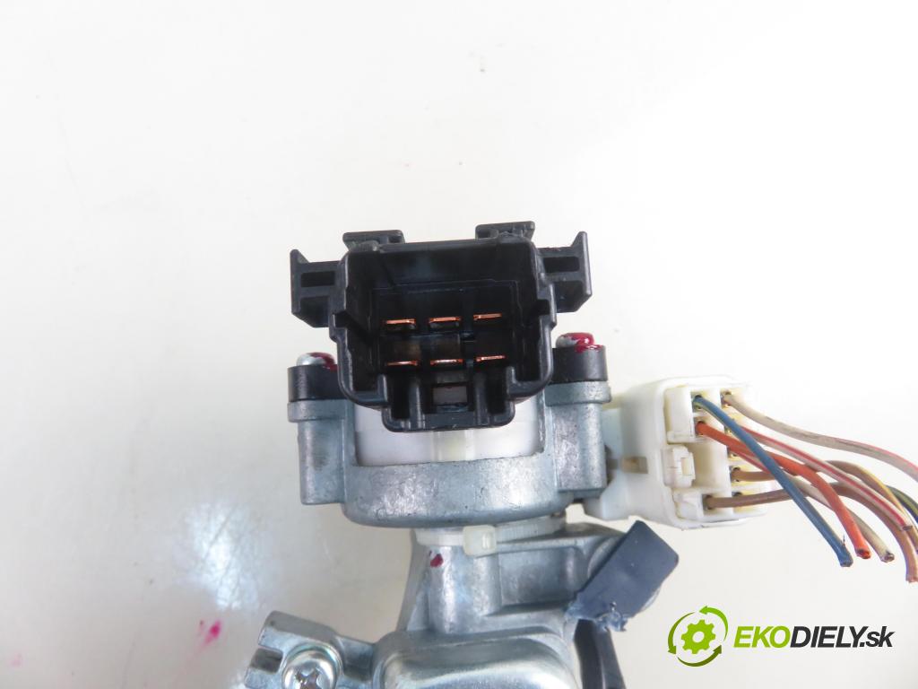 SUZUKI SX4 (EY, GY) CROSSOVER 2011 88,00 1.6 VVT 4x4 (RW 416) 120 - M16A 1586,00 spinačka 3397065J00 ; TS001 (Spínacia skrinka a kľúč)