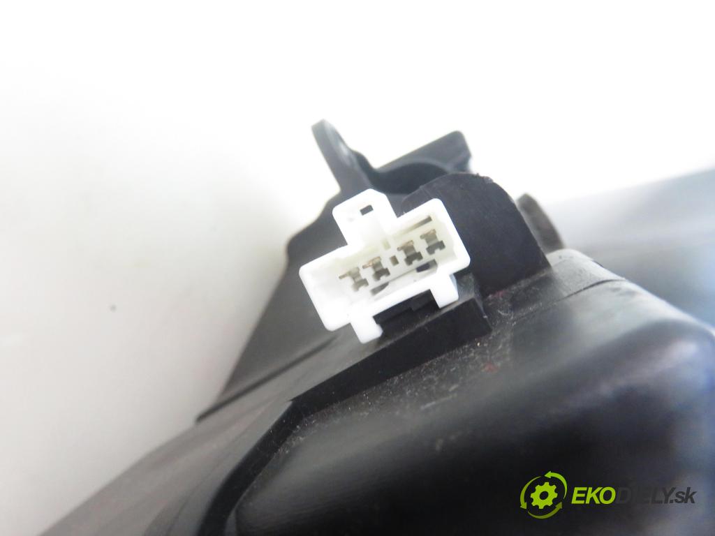 KIA SPORTAGE (SL) SUV 2012 100,00 2.0 CRDi 136 - D4HA 1995,00 subwoofer 963803W000 ; 963303W500 ; 963103W500 (Audio zariadenie)