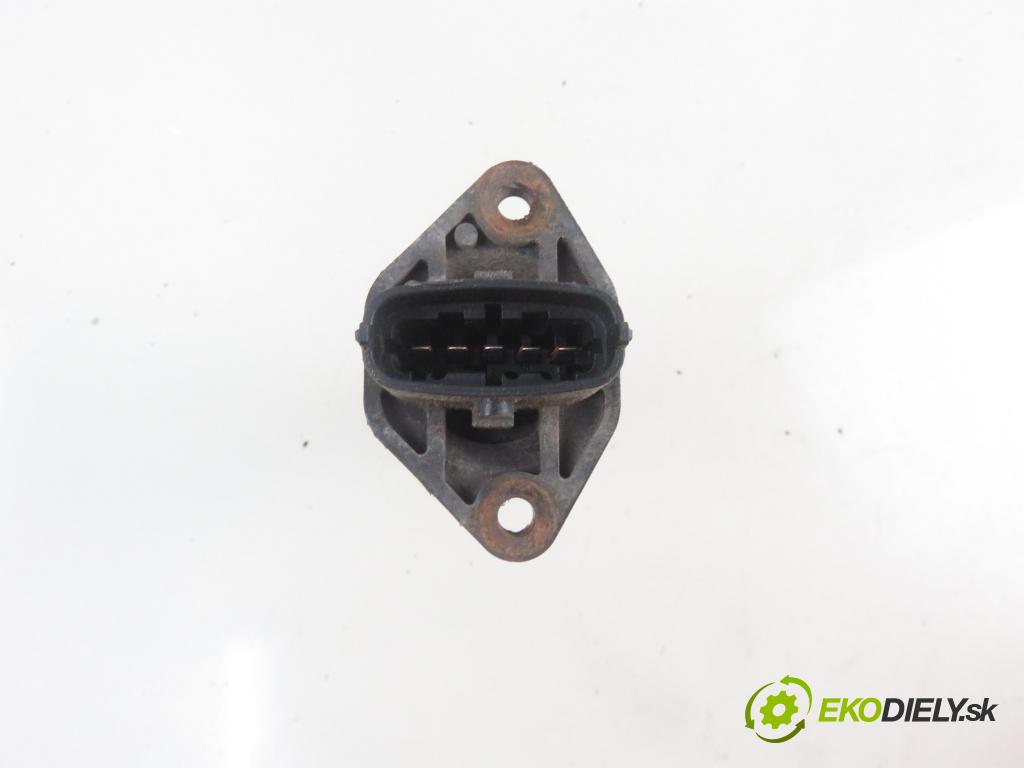 OPEL MERIVA A nadwozie wielkoprzestrzenne (MPV) (X03) HB 2004 74,00 1.7 CDTI 100 - Z 17 DTH 1686,00 váha vzduchu vzduchu F00C2G2063
