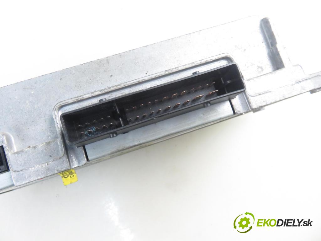 AUDI A6 Avant (4F5, C6) KOMBI 2005 171,00 3.0 TDI quattro - ASB 2967,00 Zosilňovač 4F0910223H ; 4F0035223K (Zosilňovač)