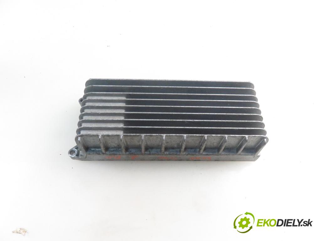 AUDI A6 Avant (4F5, C6) KOMBI 2005 171,00 3.0 TDI quattro - ASB 2967,00 Zosilňovač 4F0910223H ; 4F0035223K (Zosilňovač)