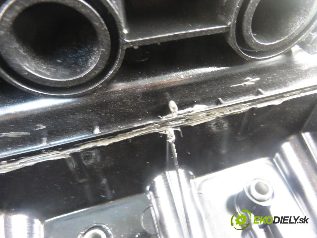OPEL VIVARO A Autobus (X83) BUS 2005 99,00 2.5 DTI - G9U 730 2464,00 Kryt Ventilov 8200482514