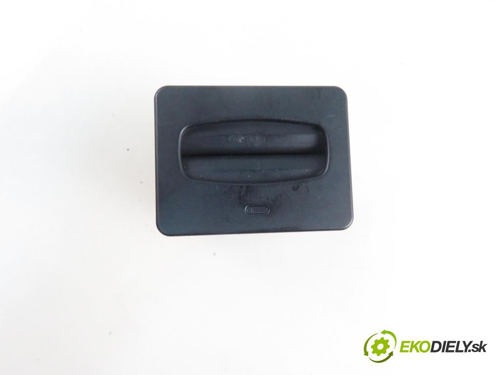 KIA SPORTAGE (SL) SUV 2012 100,00 2.0 CRDi 136 - D4HA 1995,00 spinačka 954903W000 (Spínacia skrinka a kľúč)