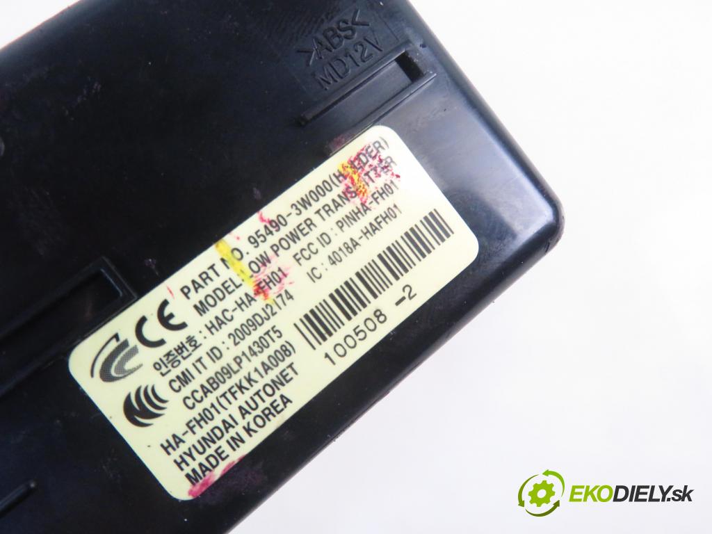 KIA SPORTAGE (SL) SUV 2012 100,00 2.0 CRDi 136 - D4HA 1995,00 spinačka 954903W000 (Spínacia skrinka a kľúč)