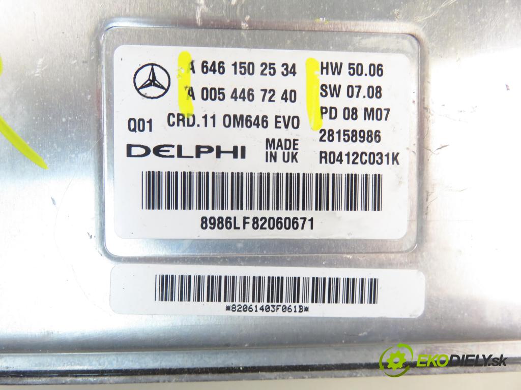MERCEDES-BENZ KLASA C T-Model (S204) KOMBI 2008 125,00 C 220 CDI (204.208) 170 - OM 646.811 2148,00 Riadiaca jednotka Motor 6461502534 ; 0054467240