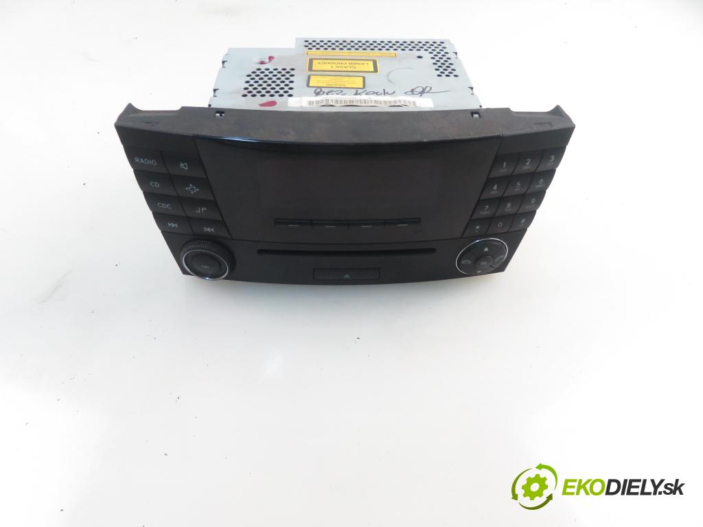 MERCEDES-BENZ KLASA E T-Model (S211) KOMBI 2004 130,00 E 270 T CDI 177 - OM 647.961 2685,00 RADIO CD 2118209889