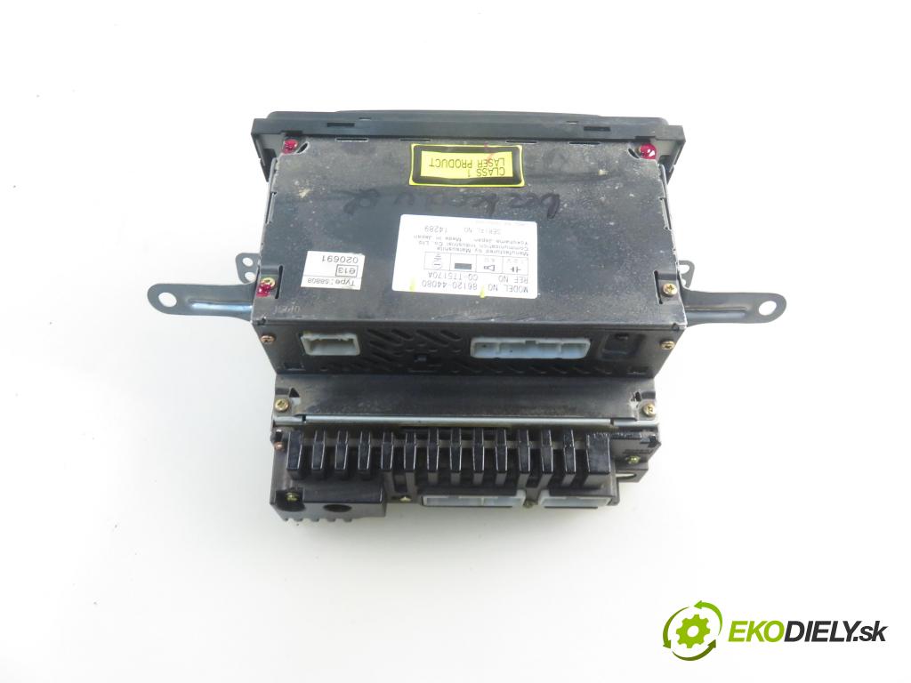 TOYOTA AVENSIS VERSO (_M2_) MINIVAN 2002 85,00 2.0 D (CLM20_) - 1CD-FTV 1995,00 RADIO CD 8612044080