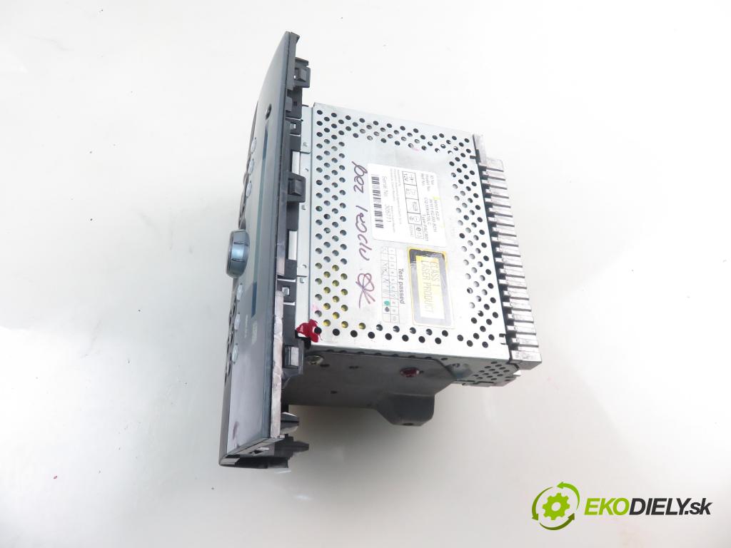 SUZUKI SWIFT III (MZ, EZ) HB 2006 67,00 1.3 91 - M13A 1328,00 RADIO CD 3910162J0
