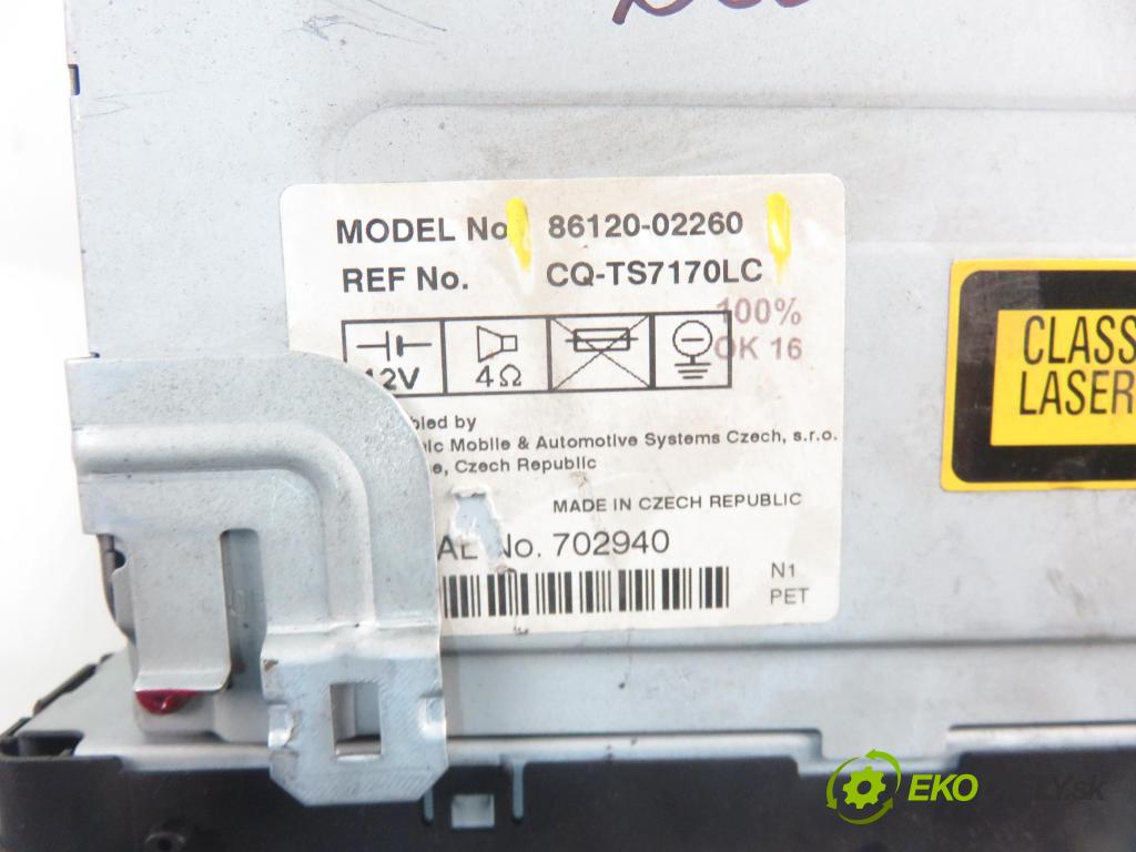 TOYOTA COROLLA (_E12_) HB 2003 66,00 2.0 D-4D 1995,00 RADIO CD 861200226