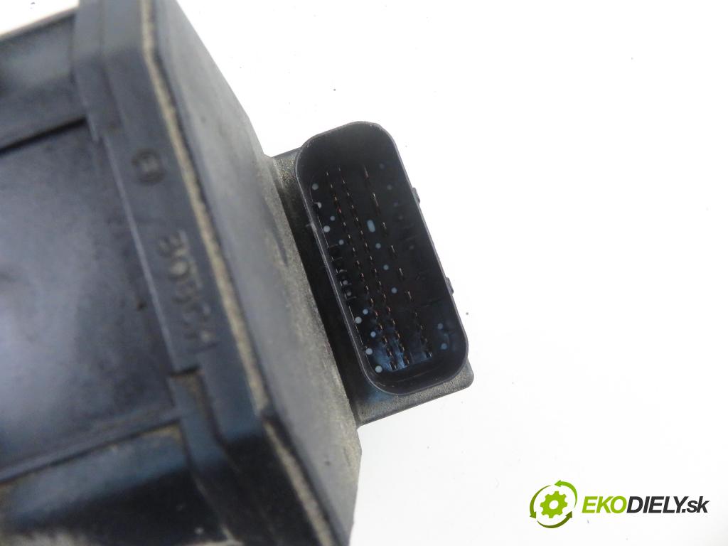 AUDI A4 Avant (8E5, B6) KOMBI 2003 96,00 1.9 TDI - AWX 1896,00 Pumpa ABS 0265950011 ; 0265225048 ; 8E0614517 (Pumpa ABS)