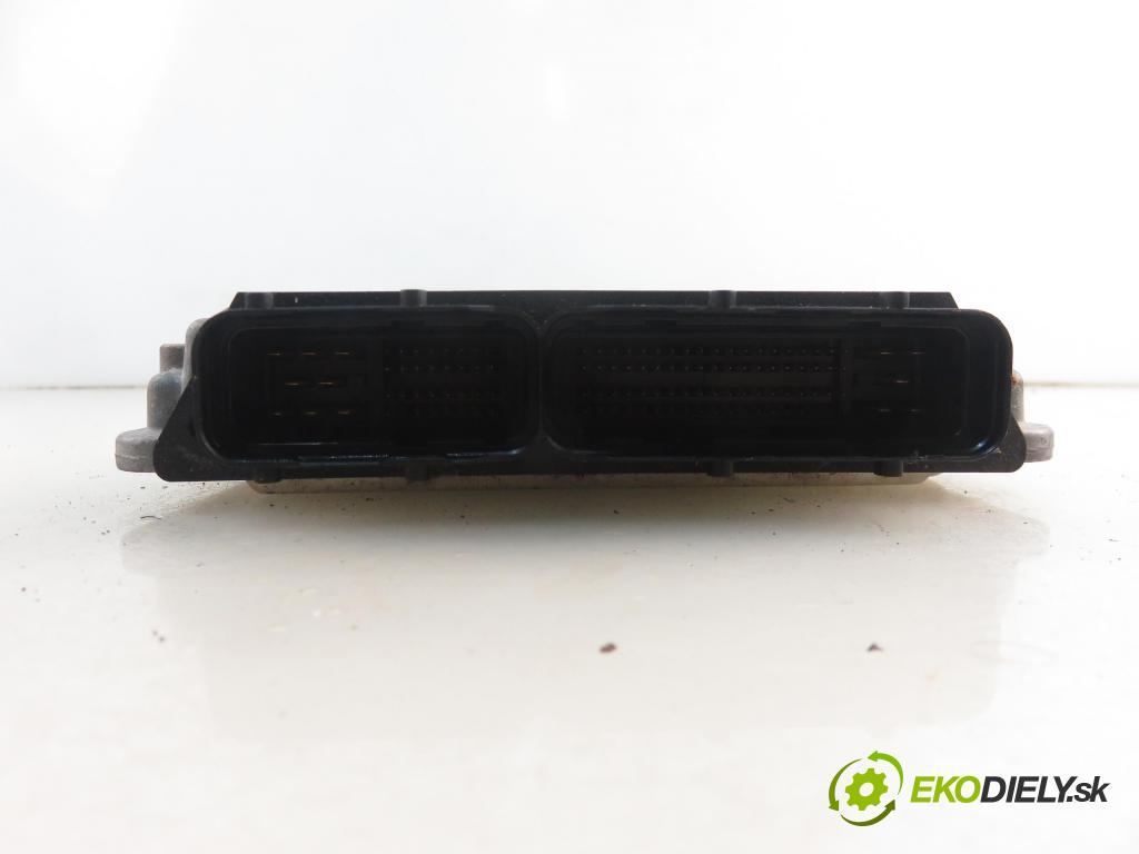 TOYOTA AURIS (_E15_) HB 2008 71,00 1.4 (ZZE150_) 97 - 4ZZ-FE 1398,00 Riadiaca jednotka Motor 8966102E90 ; 0261201209