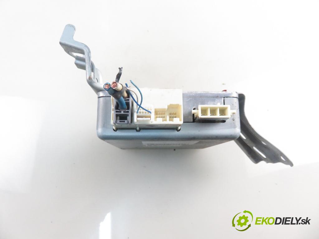 TOYOTA AURIS (_E15_) HB 2008 71,00 1.4 (ZZE150_) 97 - 4ZZ-FE 1398,00 Riadiaca jednotka servočerpadlo 8965002390 ; 6700001464 ; 99136700 (Riadiaca jednotka)