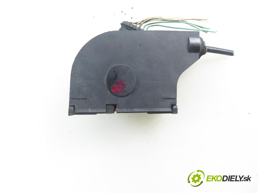 RENAULT SCENIC I (JA0/1_) CROSSOVER 2001 74,00 1.9 dCi RX4 - F9Q 748 1870,00 Potenciometer plynu 7700431919 ; CTS3642 (Pedál)